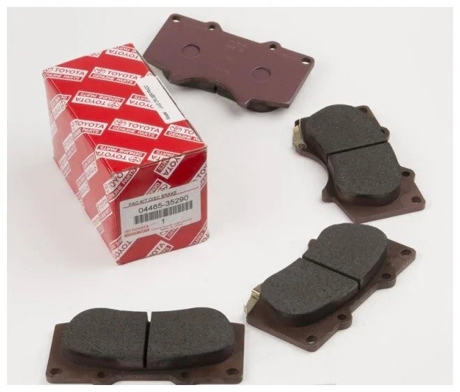 Колодки тормозные Hilux (2015-) Оригинал