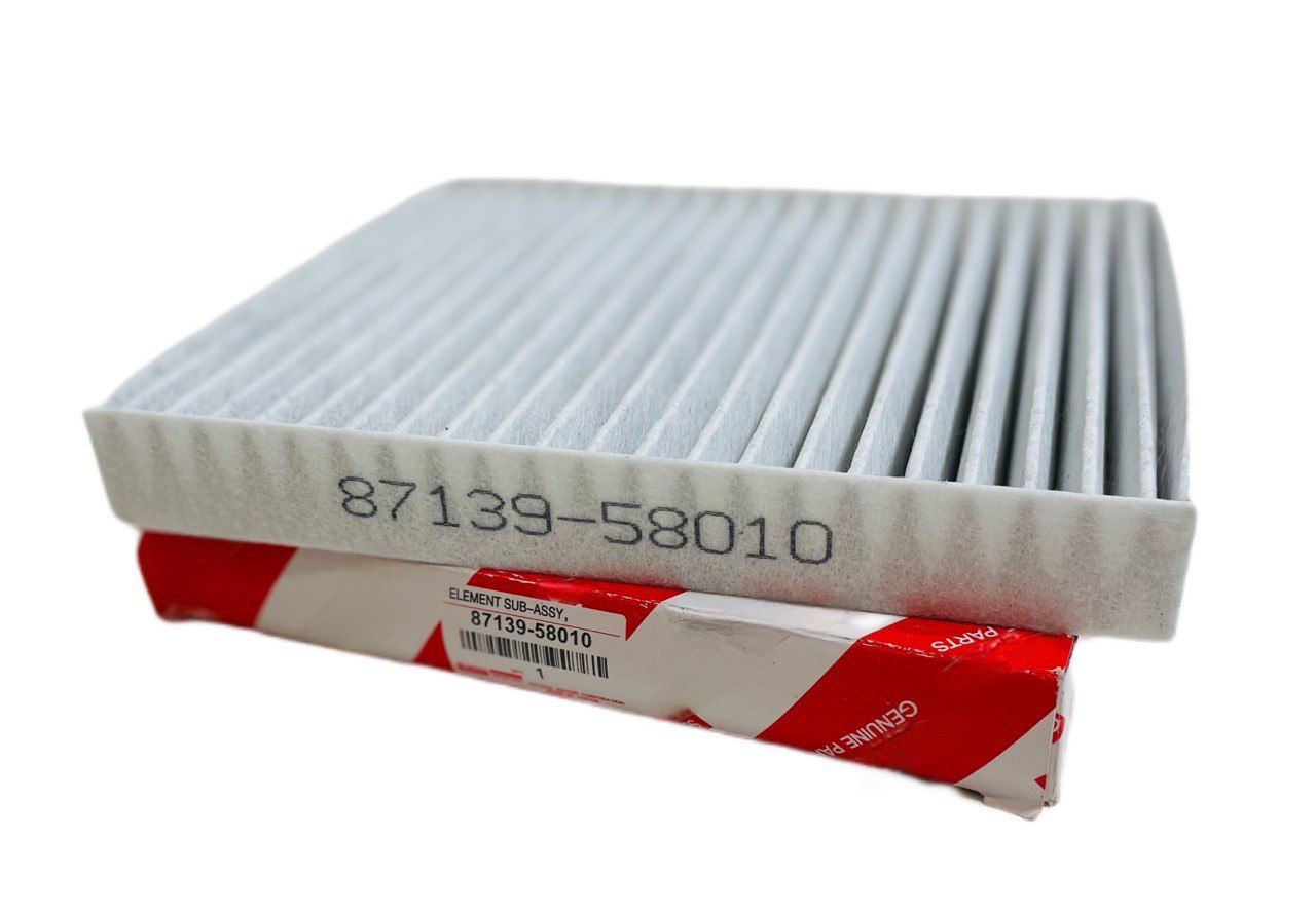 Фильтр салона угольный Camry V70/ Fortuner (2017-)/Hilux 2.8L TD Оригинал