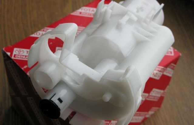 Фильтр топливный Camry V70 2.5L Оригинал