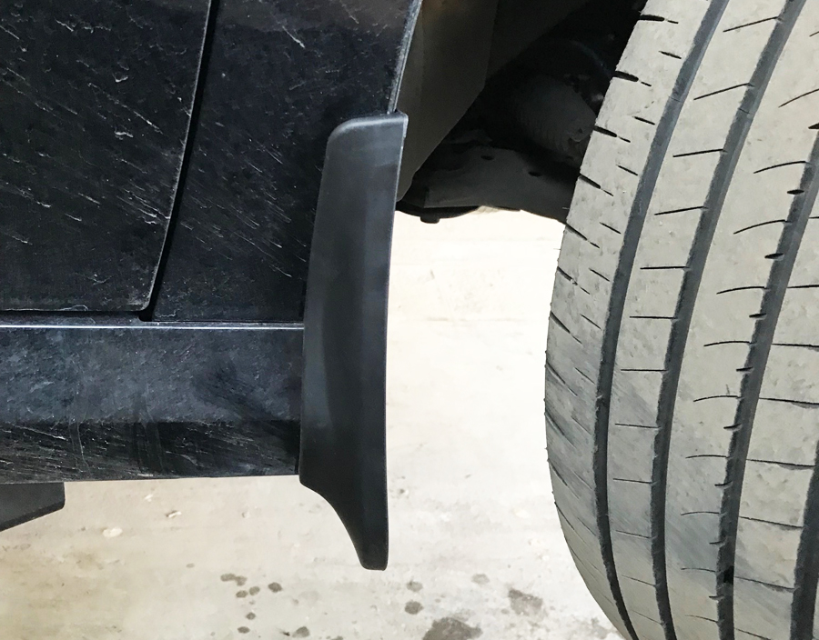 Брызговики Camry V70