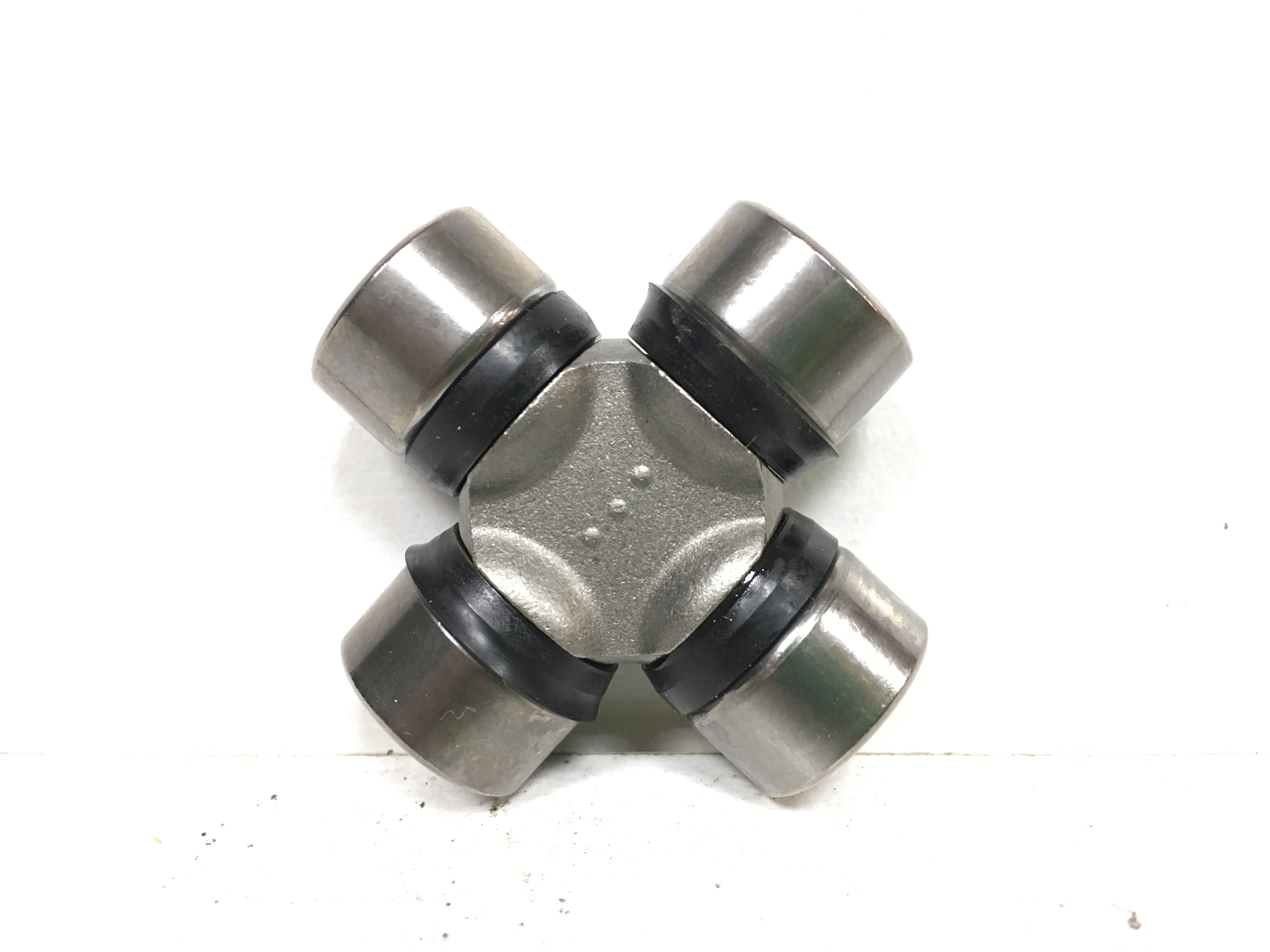 Крестовина кардана Lexus RX