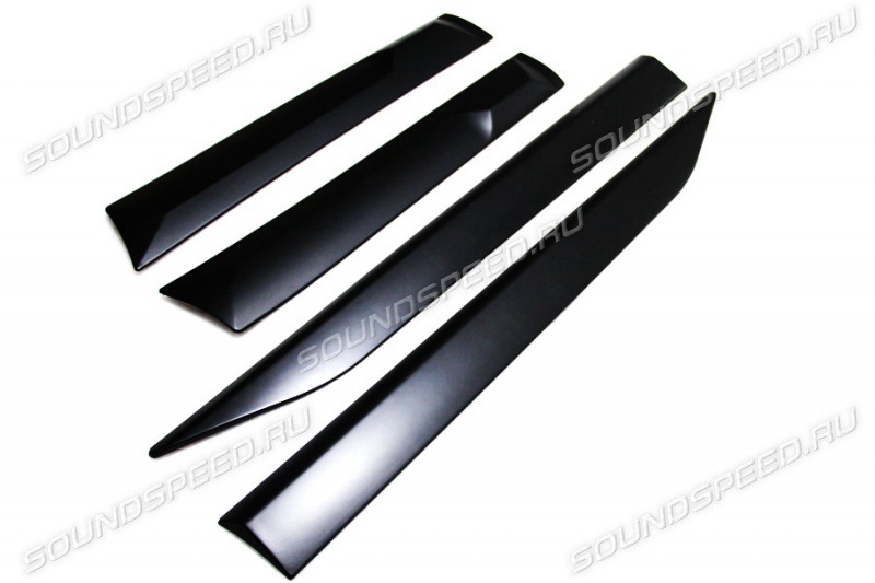 Молдинги на двери широкие черные Fortuner (2017-)