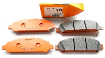 Колодки тормозные передние Venza (2008-)