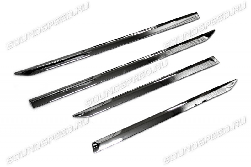 Хром молдинги на двери Fortuner (2017-)  вар.2