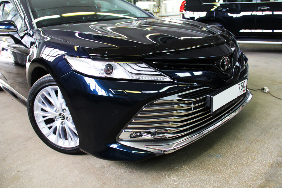 Дефлектор на капот Camry V70 EGR