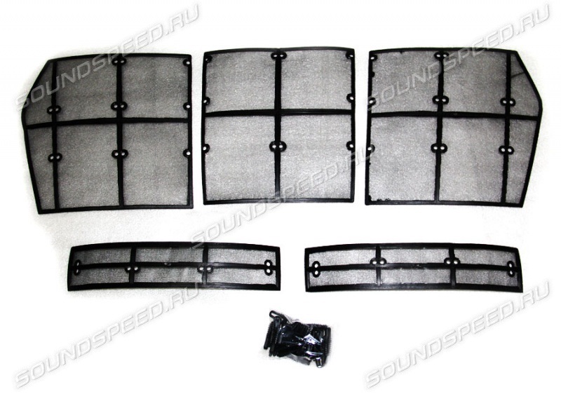 Сетка защитная в решетку радиатора LC200 (2016-)