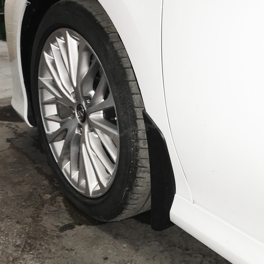 Брызговики Camry V70 Оригинал