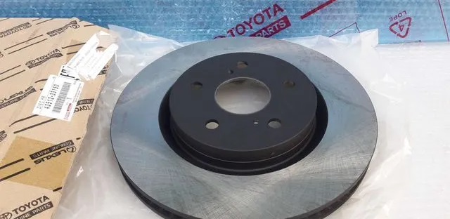 Диски тормозные передние Camry V-70 Оригинал 2шт.